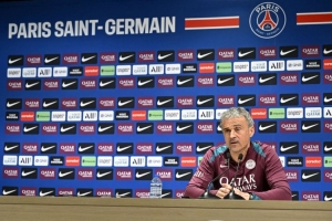 剩8轮领先19分！恩里克：这事不重要 官方确认前永远不会自称冠军